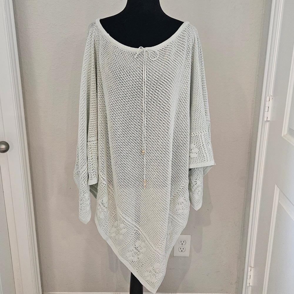St. John‎ Sport Poncho Women S/M Mint Green Knit Pointelle Handkerchief Coastal